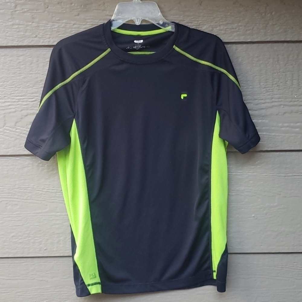 CFila Sport Breathable T-Shirt Size M